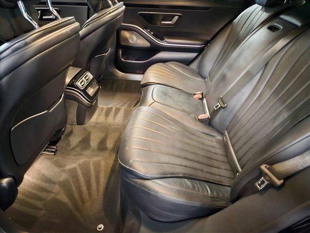 Photo of 2022 Black Mercedes-Benz S-Class