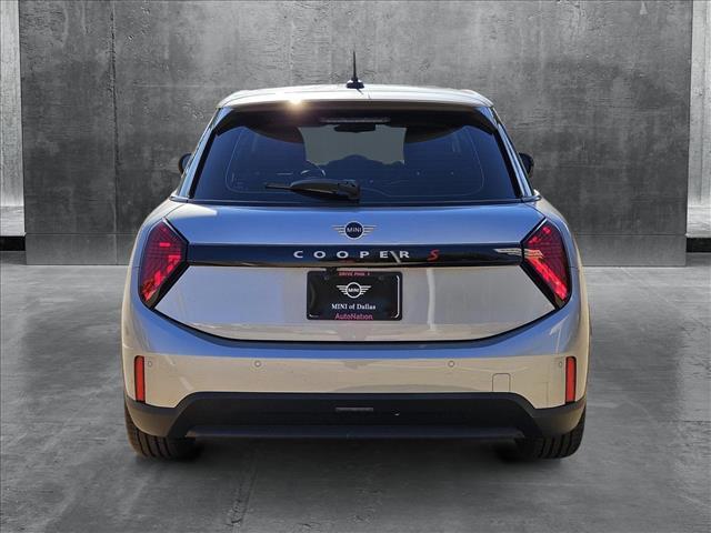 Photo of 2025 Melting Silver III Metallic MINI Hardtop