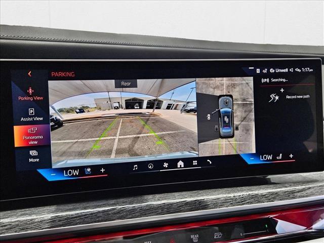 Photo of 2025 Brooklyn Grey Metallic BMW 740