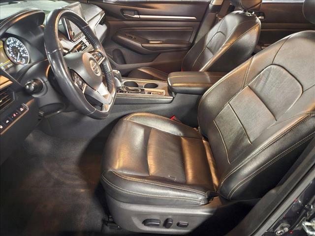 Photo of 2019 Storm Blue Metallic Nissan Altima