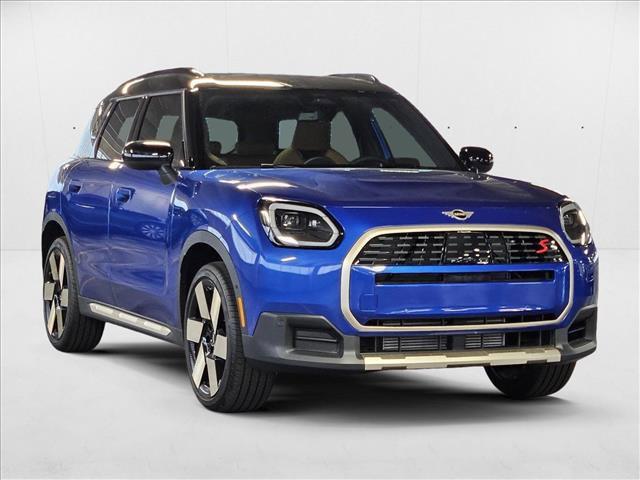 Photo of 2025 Blazing Blue Metallic MINI Countryman