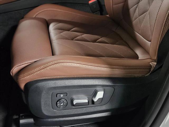 Photo of 2026 Alpine White BMW X5 PHEV