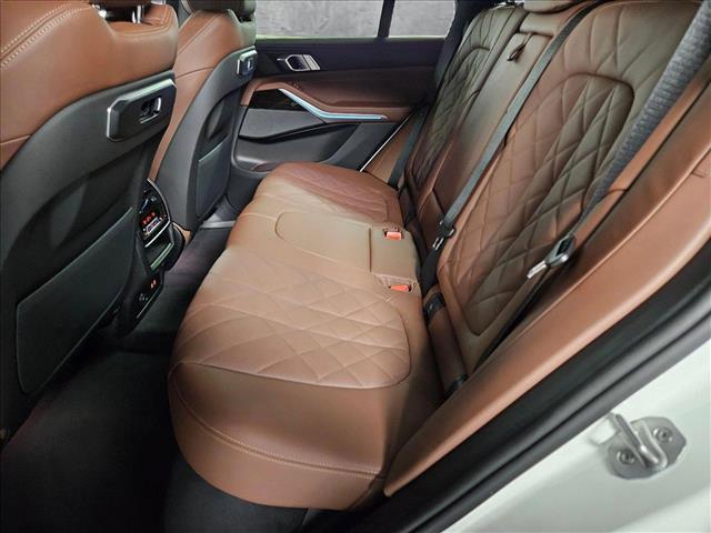 Photo of 2026 Alpine White BMW X5 PHEV