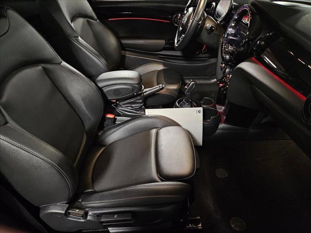Photo of 2023 Melting Silver III Metallic MINI Hardtop