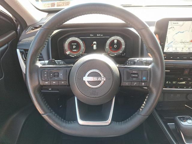 Photo of 2023 Boulder Gray Pearl Nissan Rogue
