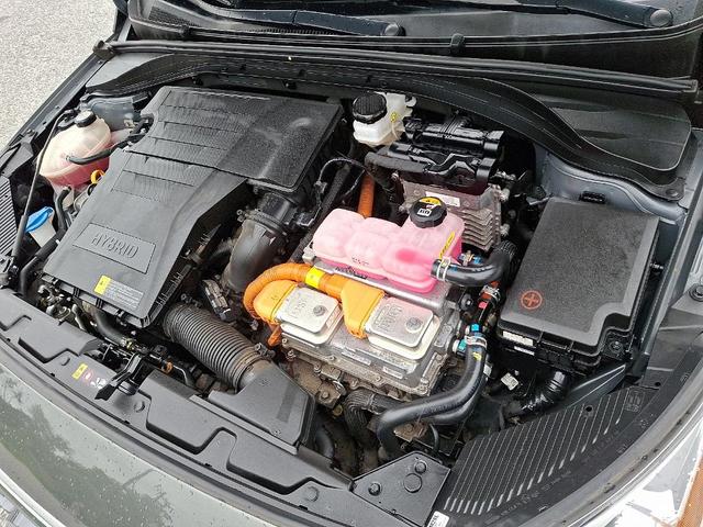 Photo of 2022 Amazon Gray Hyundai IONIQ Hybrid