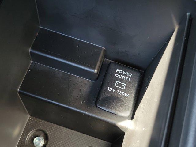 Photo of 2024 Silver Mitsubishi Outlander Sport