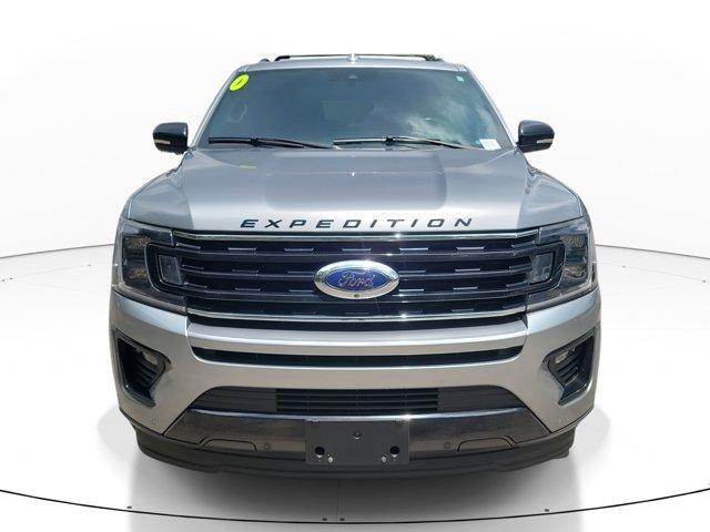 Photo of 2020 Iconic Silver Metallic Ford Expedition