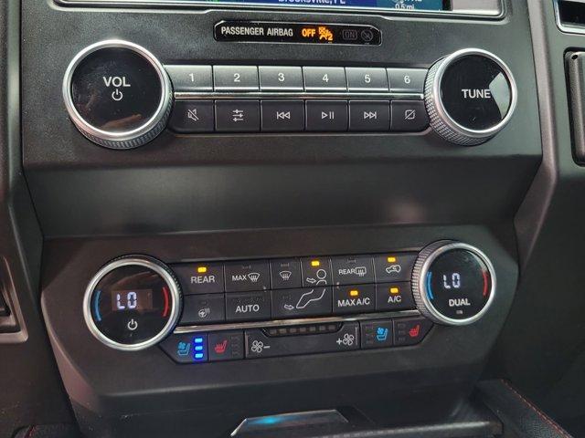 Photo of 2020 Iconic Silver Metallic Ford Expedition
