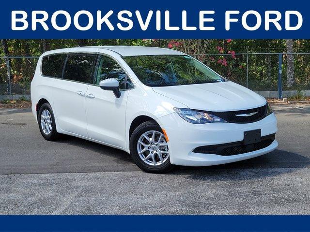 2023 Chrysler Voyager