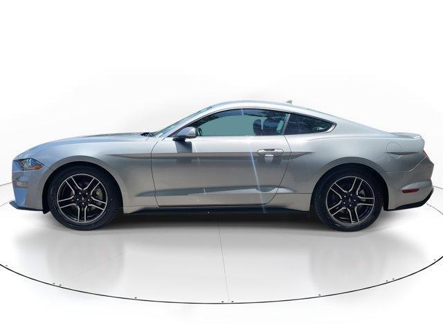 Photo of 2023 Iconic Silver Metallic Ford Mustang