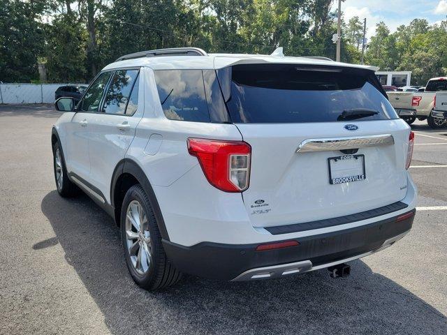 Photo of 2020 Oxford White Ford Explorer