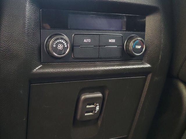 Photo of 2023 Mosaic Black Metallic Chevrolet Traverse