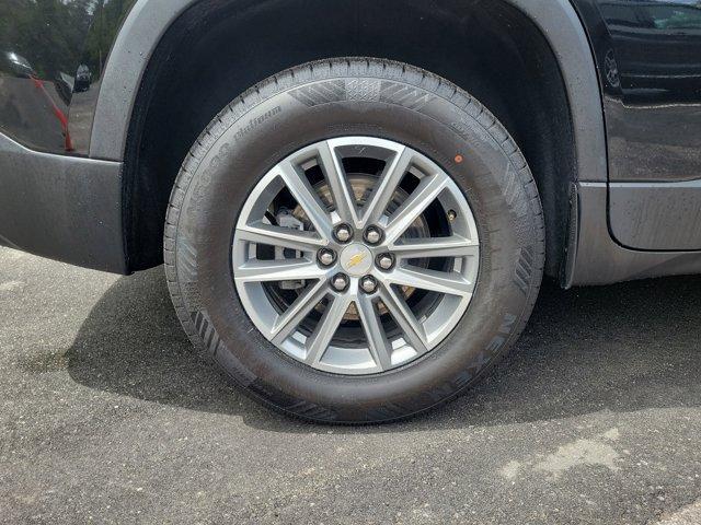 Photo of 2023 Mosaic Black Metallic Chevrolet Traverse