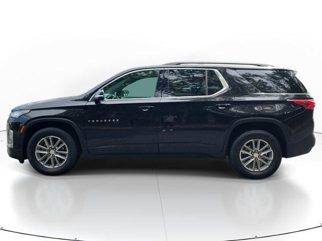 Photo of 2023 Mosaic Black Metallic Chevrolet Traverse