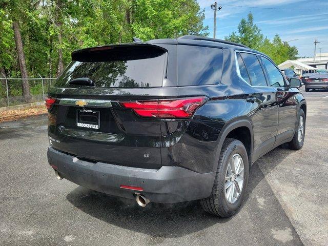 Photo of 2023 Mosaic Black Metallic Chevrolet Traverse