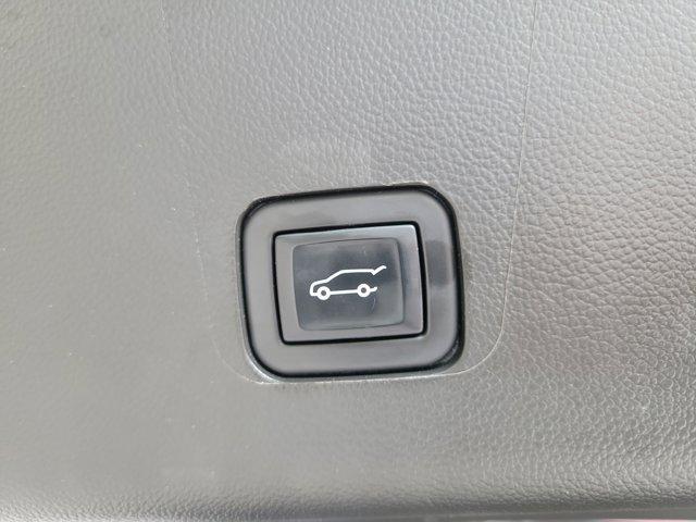 Photo of 2023 Mosaic Black Metallic Chevrolet Traverse