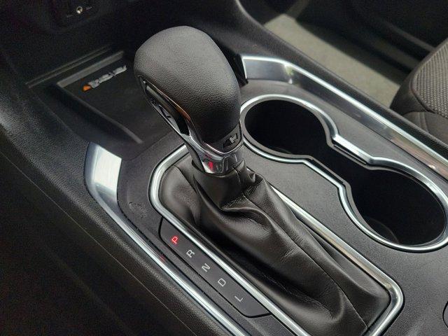 Photo of 2023 Mosaic Black Metallic Chevrolet Traverse