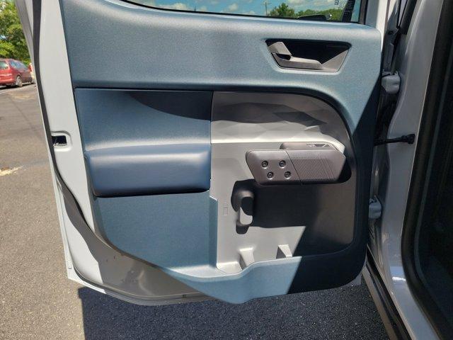 Photo of 2025 Space White Metallic Ford Maverick