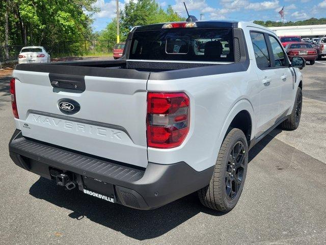 Photo of 2025 Space White Metallic Ford Maverick