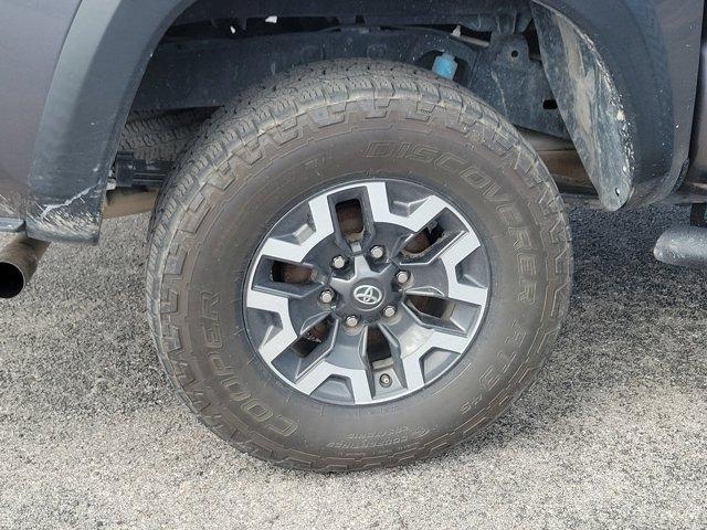 Photo of 2020 Gray Toyota Tacoma