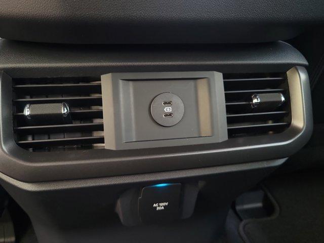 Photo of 2025 White Ford F-350