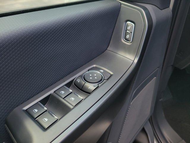 Photo of 2025 White Metallic Ford F-150