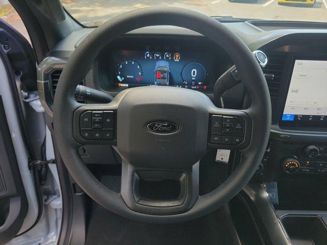Photo of 2025 White Metallic Ford F-150