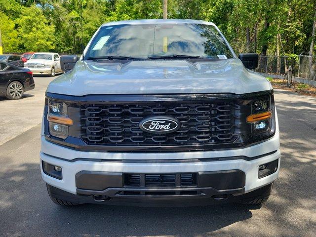 Photo of 2025 White Metallic Ford F-150