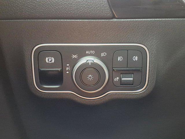Photo of 2023  Mercedes-Benz GLA 250
