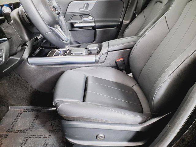 Photo of 2023  Mercedes-Benz GLA 250