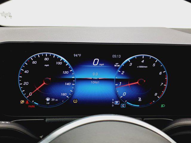 Photo of 2023  Mercedes-Benz GLA 250