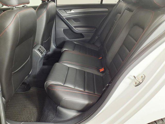 Photo of 2020 Pure White Volkswagen Golf GTI