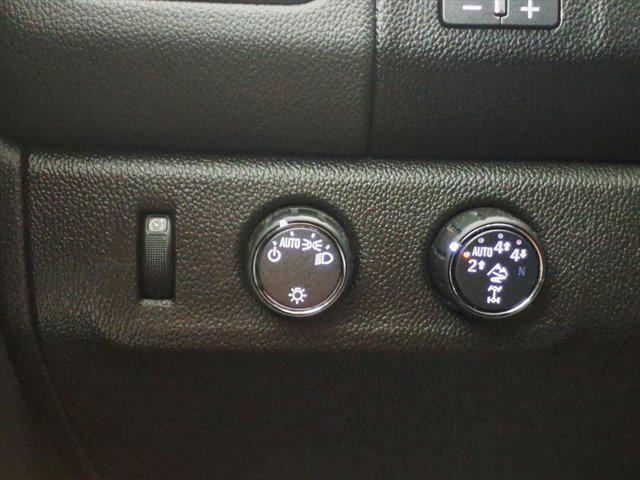 Photo of 2022 Black Chevrolet Colorado
