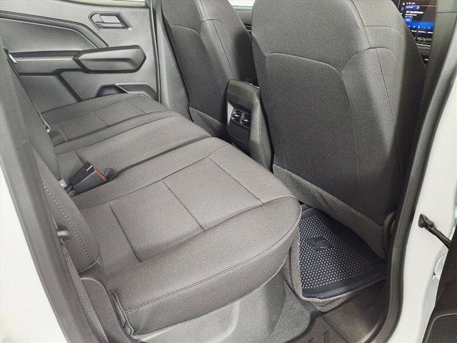 Photo of 2025 Summit White Chevrolet Colorado