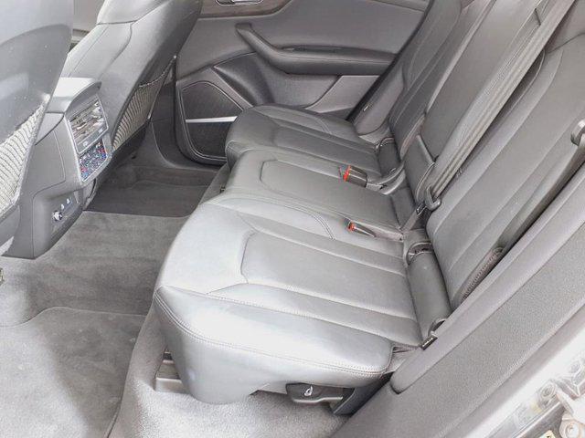 Photo of 2023 Audi Q8