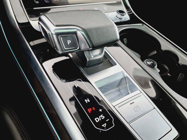 Photo of 2023 Audi Q8