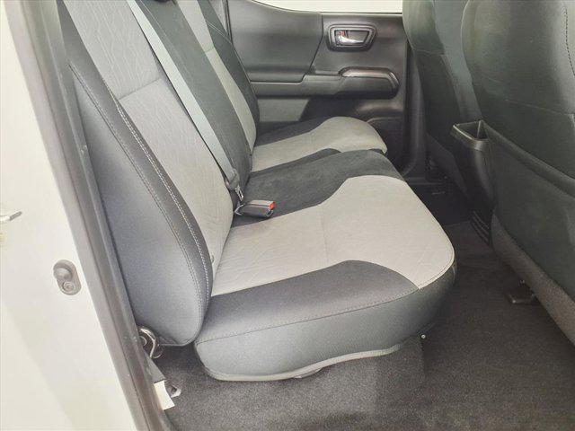 Photo of 2021 Super White Toyota Tacoma