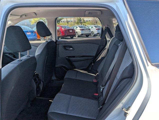 Photo of 2023 White Nissan Rogue