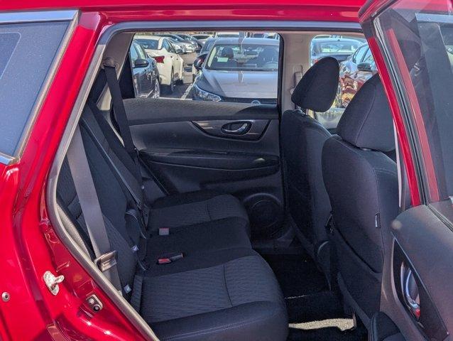 Photo of 2017 Palatial Ruby Nissan Rogue