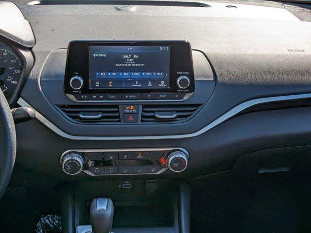 Photo of 2025 Black Nissan Altima