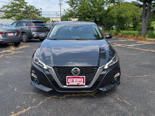 Photo of 2020 Storm Blue Nissan Altima