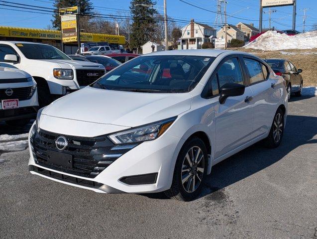Photo of 2025 Cloud White Nissan Versa