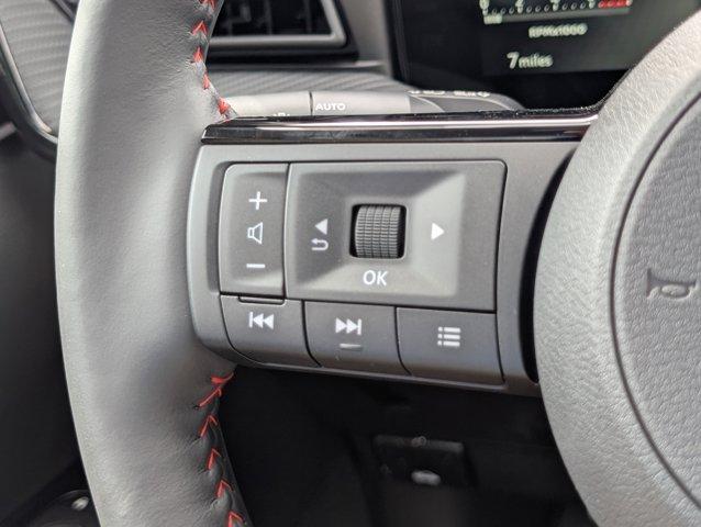 Photo of 2025 Aspen White Tri Nissan Kicks