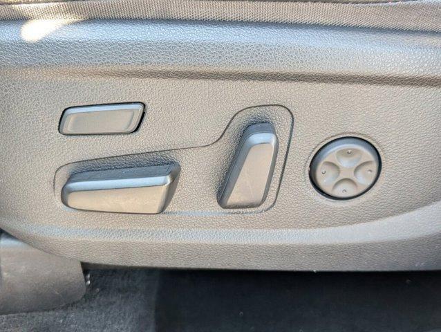 Photo of 2021 Quartz White Hyundai SANTA FE