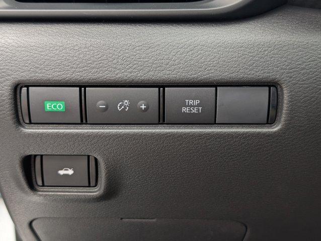 Photo of 2025 Cloud White Nissan Sentra