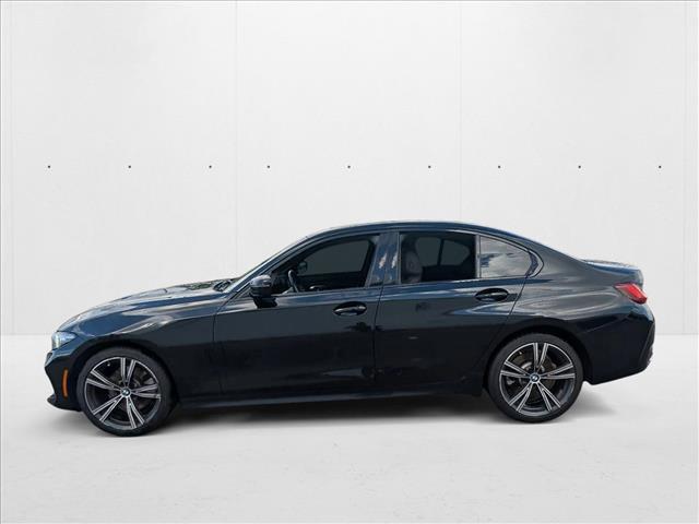Photo of 2023 Black Sapphire Metallic BMW 330