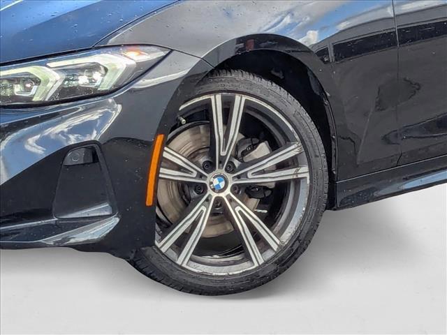 Photo of 2023 Black Sapphire Metallic BMW 330