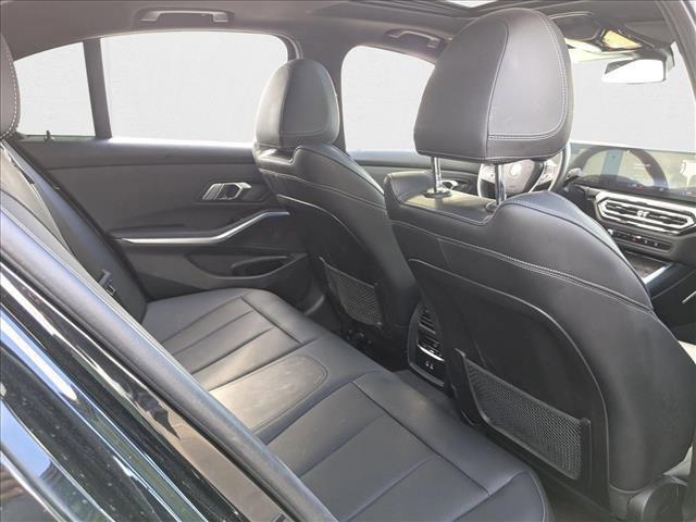 Photo of 2023 Black Sapphire Metallic BMW 330