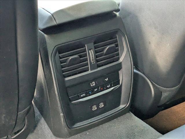 Photo of 2023 Black Sapphire Metallic BMW 330